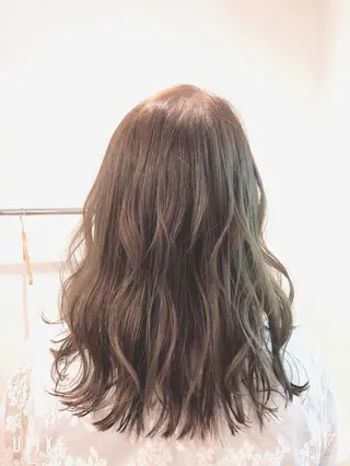 ミディアム カラー AI 高田馬場店のヘアスタイル