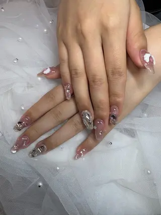 ネイル 黒須莉奈 IRYのネイルデザイン