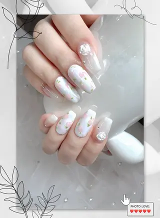 ロング ビューティーフル Aのネイルデザイン