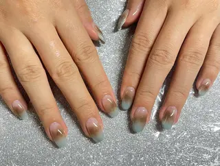 ネイル VIERU 🌈🎀💖のネイルデザイン