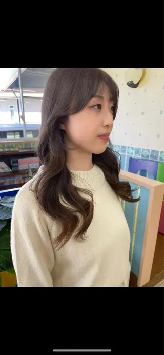 セミロング River,Land所属・yui .のヘアスタイル