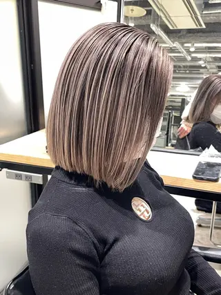 カラー 池谷 玲哉のヘアスタイル