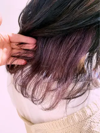 ミディアム カラー 川越 輝梨奈のヘアスタイル