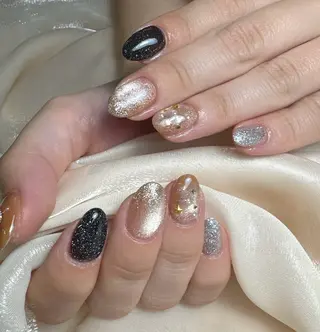 ネイル LR.ONE リナのネイルデザイン