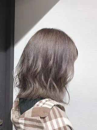 ミディアム カラー 渋谷宮益坂 omoのヘアスタイル
