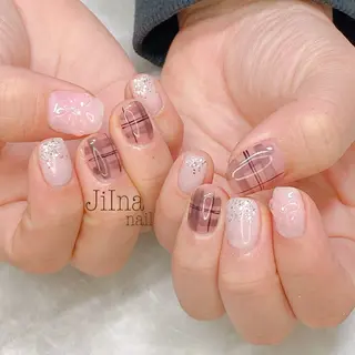 ネイル JiIna nailのネイルデザイン