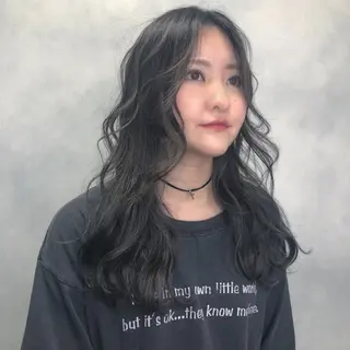 ロング カラー ORIKA 美容室のヘアスタイル
