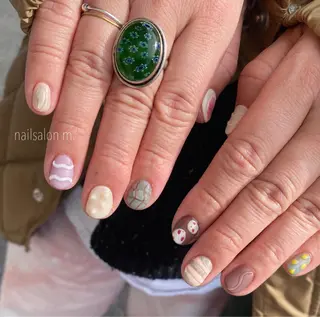 ネイル nailsalon    m.所属・m. mayaのネイルデザイン