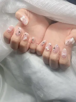 ネイル Lee Nailsのネイルデザイン