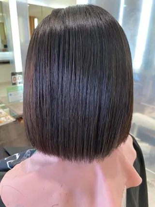 ショート パーマ ベージュ/インナー カラー🤍Rieのヘアスタイル