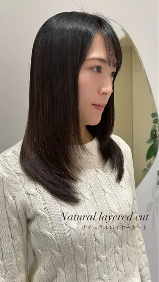 セミロング 透明感カラー🍃 レイヤースタイル✨葵のヘアスタイル