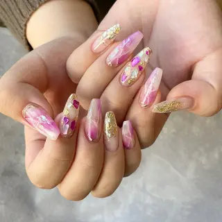 ネイル Allure Sayakaのネイルデザイン