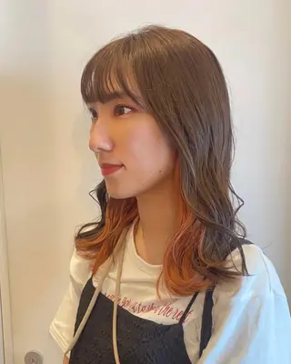 カラー ベージュ/透明感/ 桃子🎀のヘアスタイル