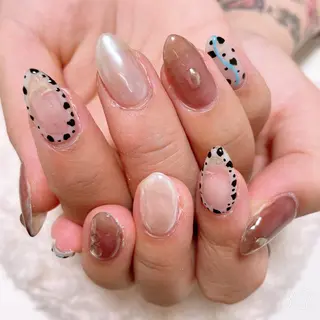 ネイル The Best Beauty受付担当のヘアスタイル