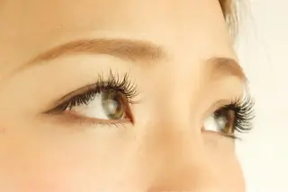 マツエク・マツパ kamata melanieのヘアスタイル