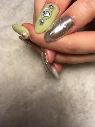 ネイル 中村 翠のネイルデザイン