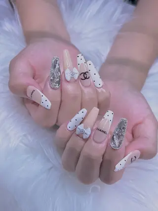 ネイル 長さだし専門店 M2 rikaのネイルデザイン