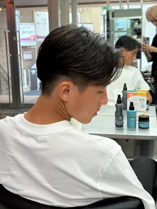 ミディアム カラー パーマ メンズ メンズパーマ特化 🔥韓国ヘア職人🔥のヘアスタイル