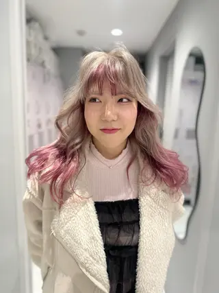 ロング カラー 艶 ケアブリーチ 🎀🩵RISAのヘアスタイル