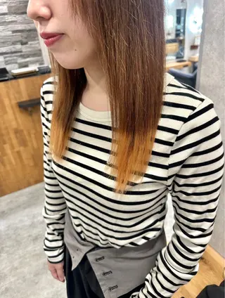 セミロング MOURI CHISATOのヘアスタイル