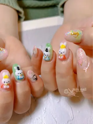 ネイル 杉本 孝美のネイルデザイン