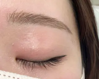 アイブロウ プラスアイ新宿東口店所属・プラスアイ RIMA⭐️のマツエク・マツパデザイン