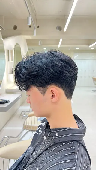 メンズ 横浜/ショート/ レイヤーカットのヘアスタイル