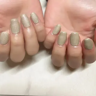 ネイル total salon fu-a'[フーア]所属・佐藤 芽衣のネイルデザイン