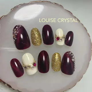 ネイル LOUISE CRYSTALのネイルデザイン