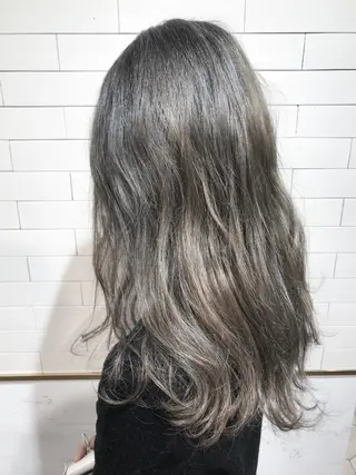 セミロング カラー LA KING GINZA TOKYO所属・🧡ショートの達人 🧡SHOのヘアスタイル