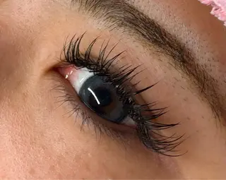 マツエク・マツパ トータルビューティー サロン・Ｎの眉毛・アイブロウイメージ