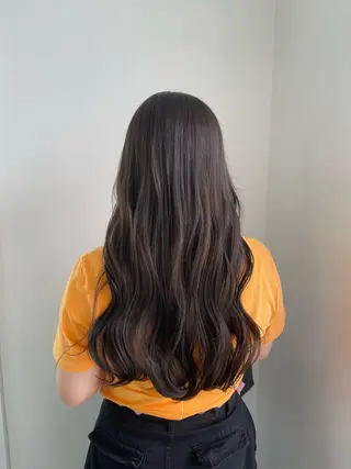 ロング カラー 愛莉/ラベンダー/ ベージュ/ブラウンのヘアスタイル