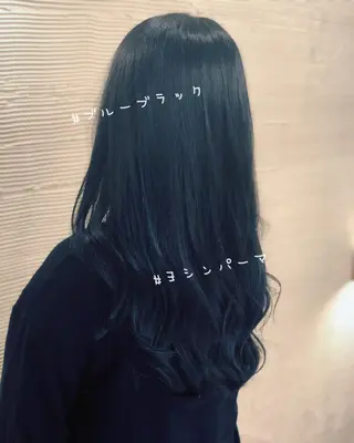 ロング カラー パーマ ✖️リーアキト LEEAKITO✖️のヘアスタイル