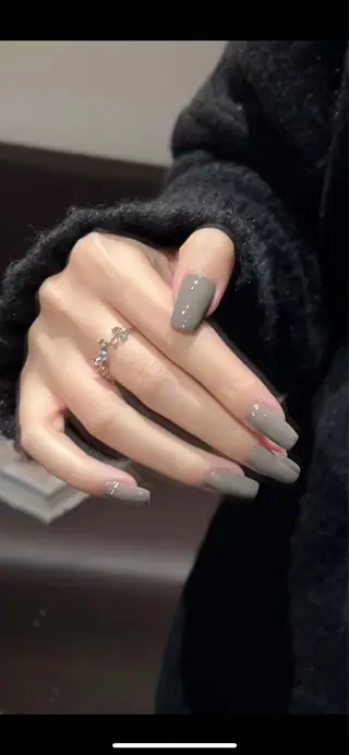 ネイル 富澤 麗奈のネイルデザイン