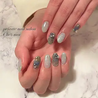 ネイル KOMINE TOMOKOのネイルデザイン