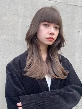 ロング カラー レイヤー/顔周り /透明感🩶高橋大のヘアスタイル