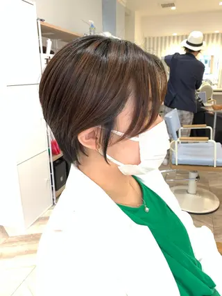 ショート 縮毛矯正/白髪ぼかし ショートボブ/鈴木のヘアスタイル