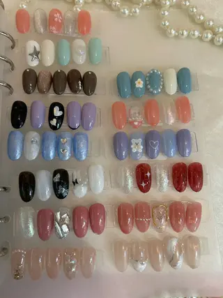 ネイル VIVIAN リサのネイルデザイン