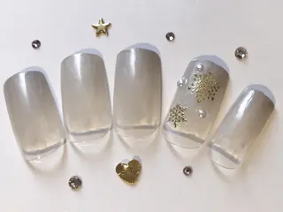 ネイル imymemine所属・渡邊 束紗のネイルデザイン