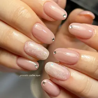 ミディアム ネイル richeri beautyのネイルデザイン