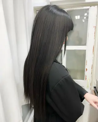 セミロング 韓国ヘア🤍髪質改善 🇰🇷AKANEのヘアスタイル