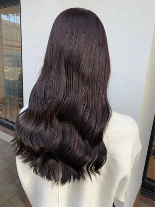 カラー KOKORO 中村 朱里のヘアスタイル