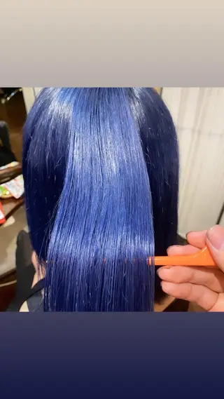 ミディアム カラー ヘアアレンジ "PEPPU "所属・🌈推し色派手髪 ハイトーンShinのヘアスタイル