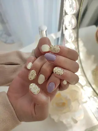 ネイル RUNWAY 　　の眉毛・アイブロウイメージ