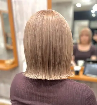 ミディアム 美容室 _WHITE＋ 南海難波店【アンダーホワイトプラス】所属・✨レイヤー/透明感 /豊嶋里緒✨のヘアスタイル