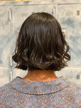 ショート カラー 髪質改善/縮毛矯正 ツヤ髪🩷さつきのヘアスタイル