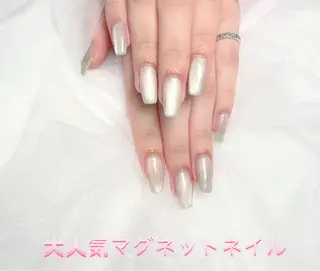 ネイル pink ladyサロン所属・べ にのネイルデザイン