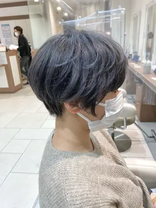 ショート カラー 横山 直輝のヘアスタイル