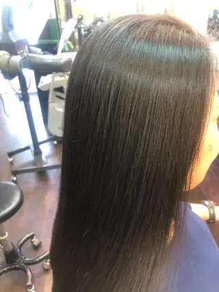 セミロング パーマ 桧山 真のヘアスタイル