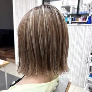 ミディアム カラー ヘアケアサロン MAIN[メイン]のヘアスタイル